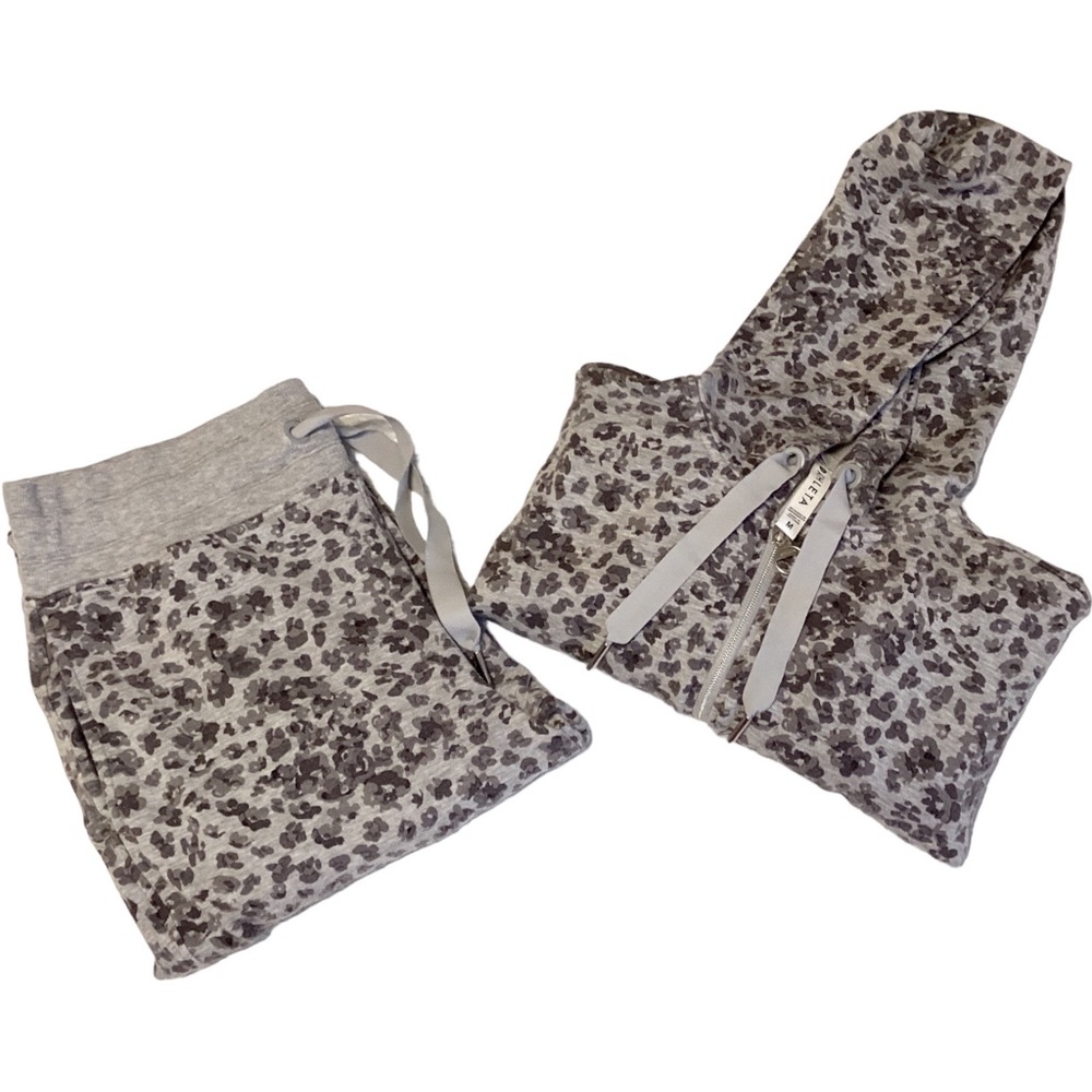 Athleta Women’s Full Zip Jacket With Hoodie & Pant 2Pc Leopard Tracksuit Size M - Picture 16 of 16